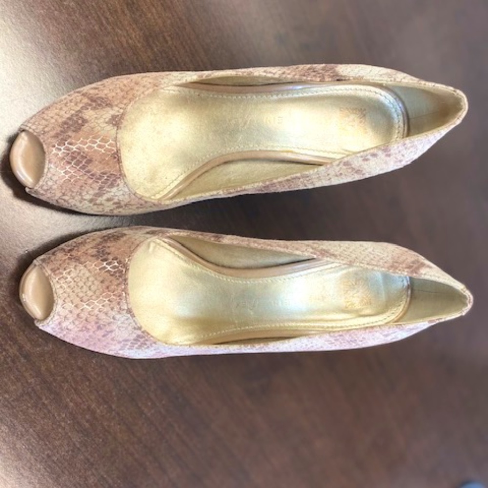 Snake Skin Pumps